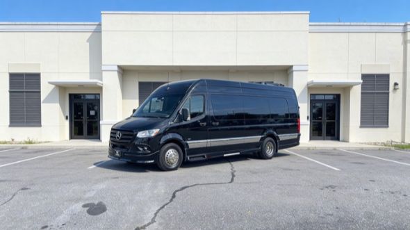 15 passenger sprinter van washington