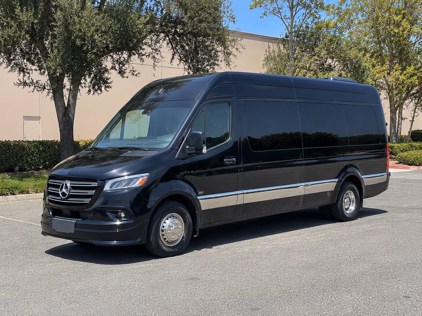 8 passenger sprinter van