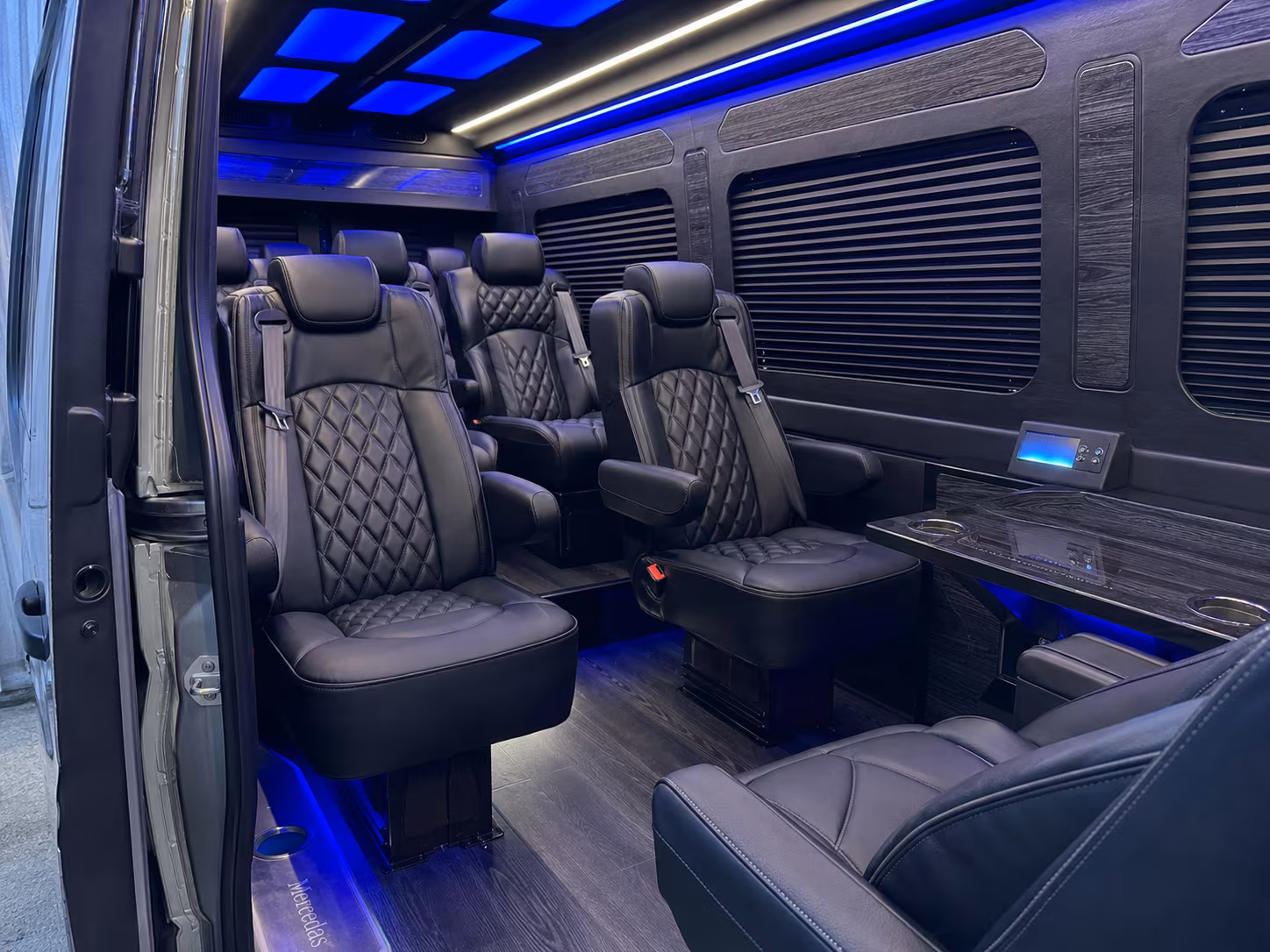 washington 12 passenger sprinter van interior