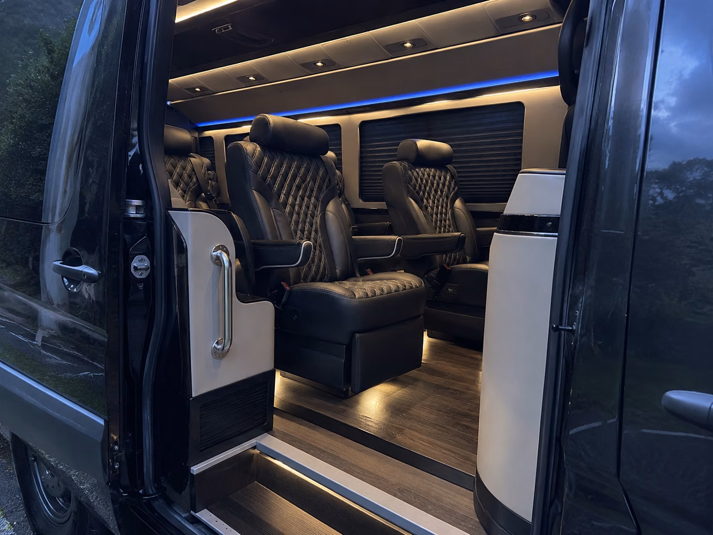 washington 18 passenger sprinter van interior